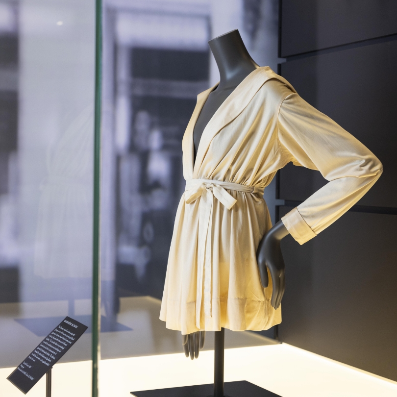 Gabrielle Chanel. Fashion Manifesto at Victoria and Albert Museum